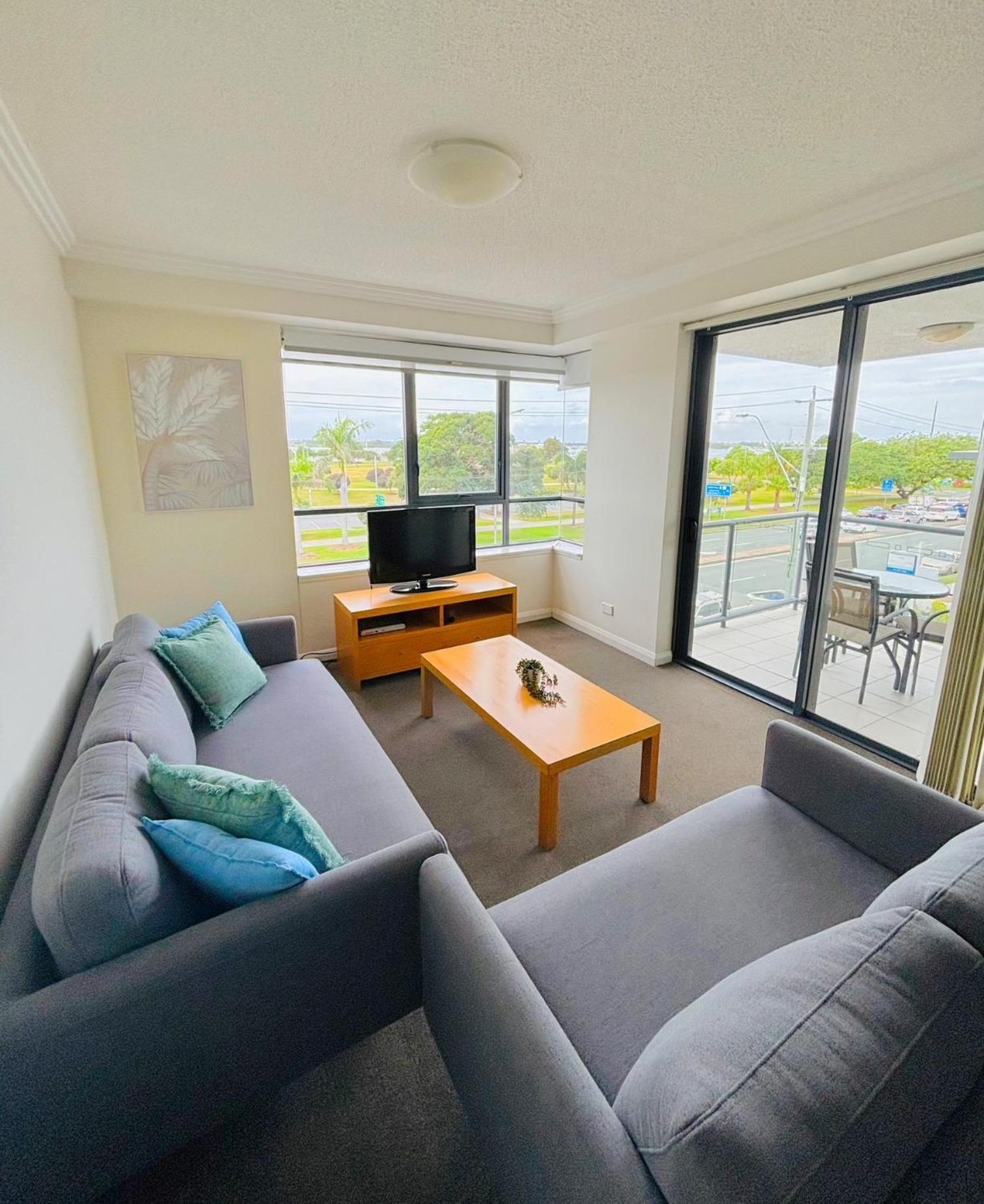 Aparthotel Aqualine On The Broadwater